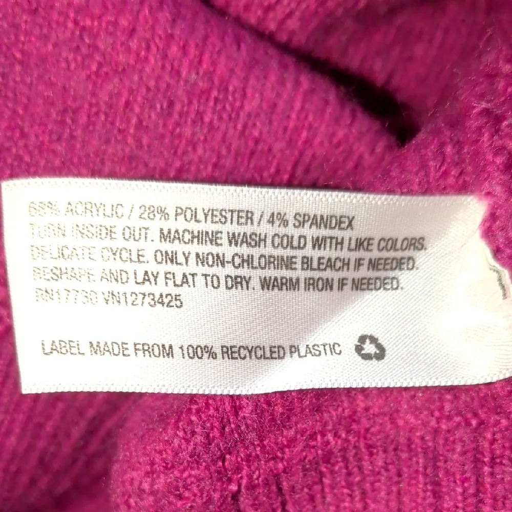 Universal Thread Mock Neck Sweater in Magenta